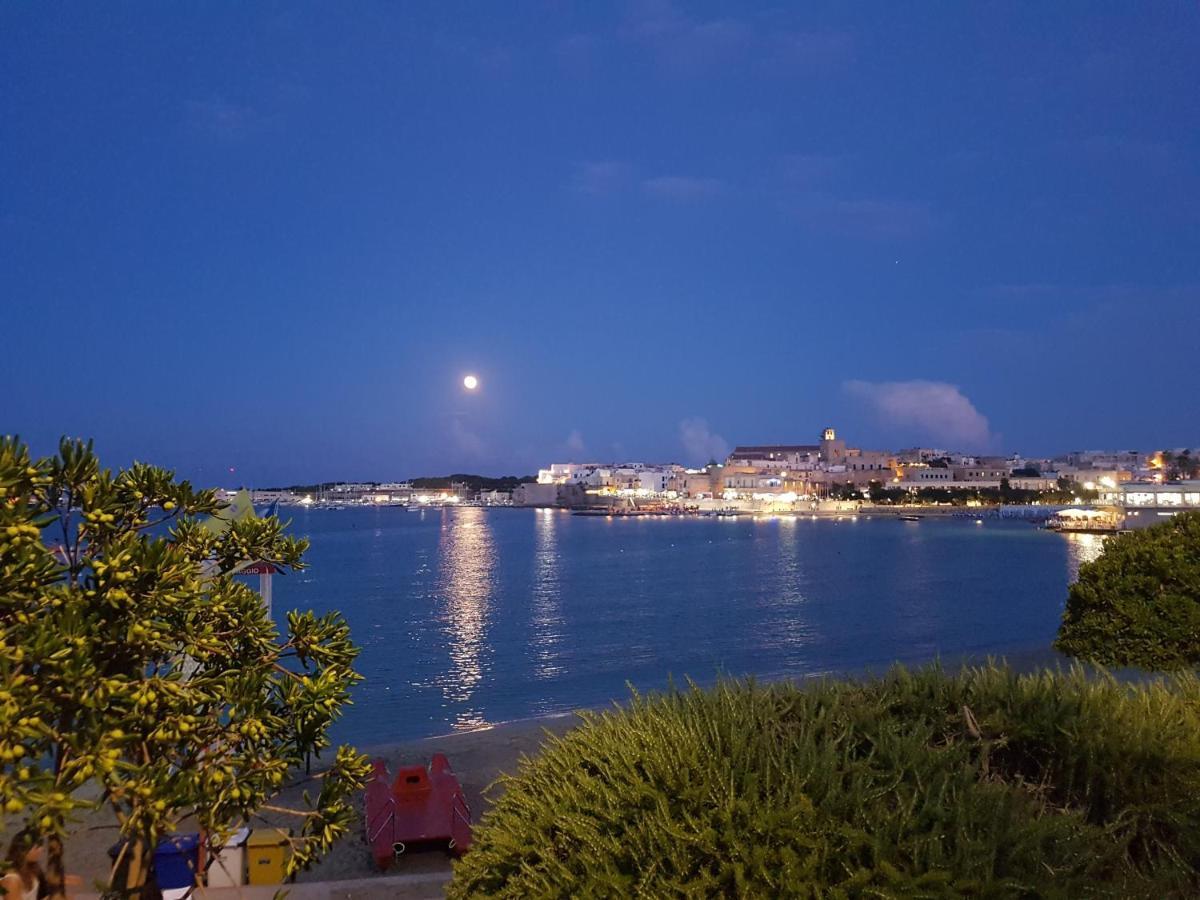 Torre Dell'Orso Centro - Villino Vista Mare Con Ampio Giardino Torre dell'Orso Exterior foto